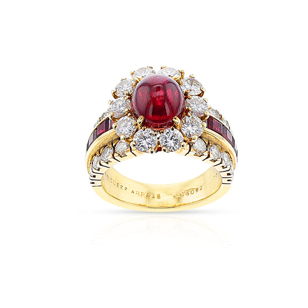 Van Cleef & Arpels Ruby Cabochon and Diamond Ring, 18k
