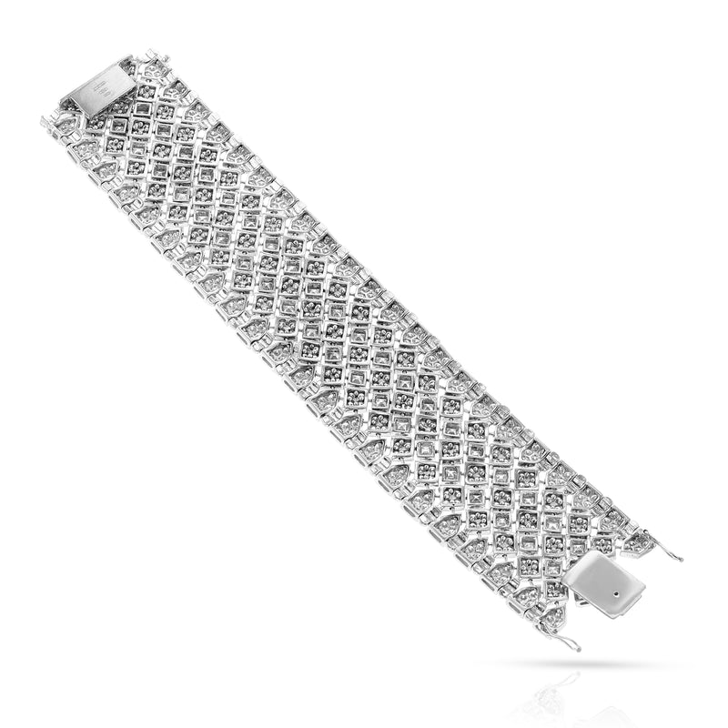 Extraordinary BVLGARI Diamond Bracelet, 18k