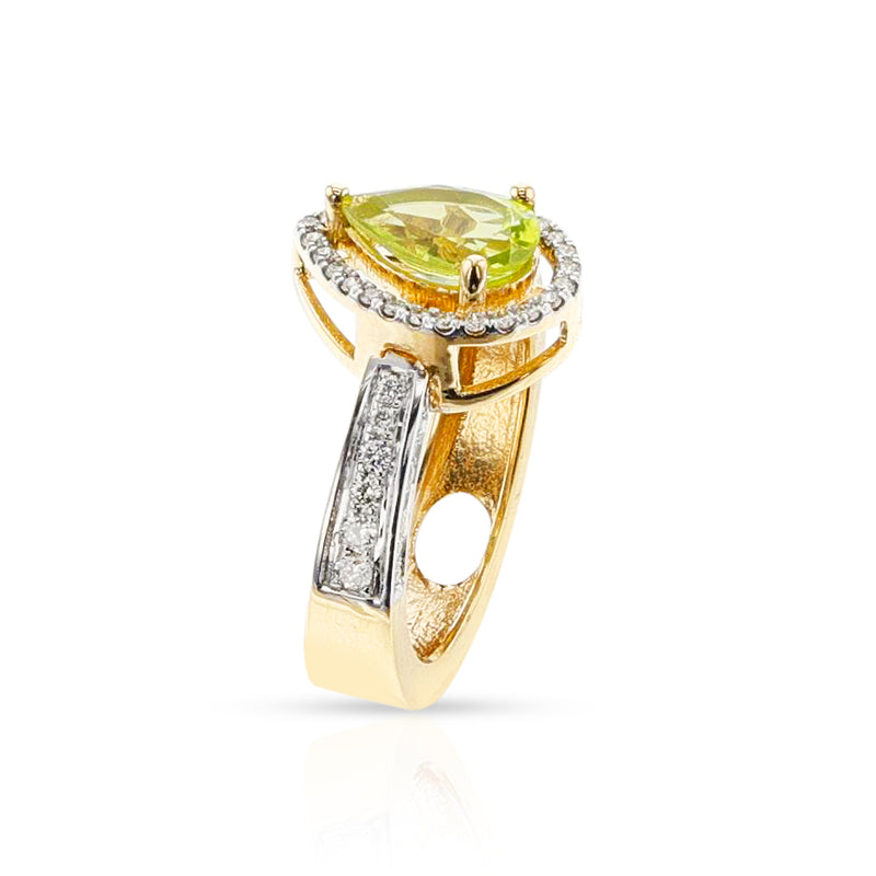 Pear Shape Peridot and Diamond Convertible Ring/Pendant, 18K