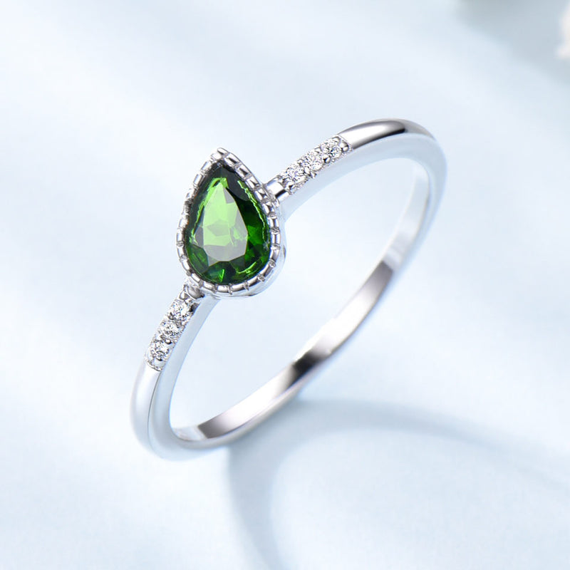 Pear 4 x 6 Emerald Green Cubic Zirconia Sterling Silver Ring