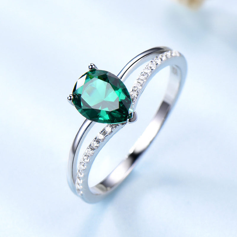 Emerald Green Pear Shape 6 x 8 Cubic Zirconia Sterling Silver Ring