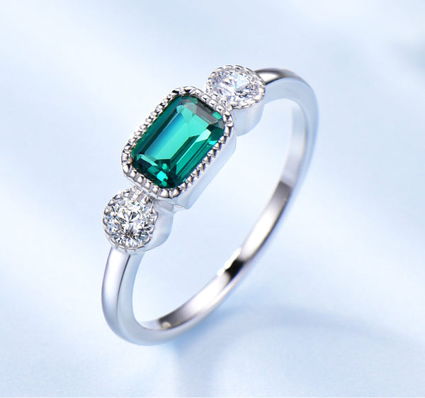 Rectangular 4 x 6 Emerald Green Cubic Zirconia Sterling Silver Ring