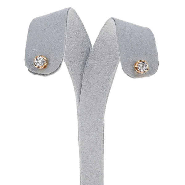 Diamond Studs in Gold, 18K