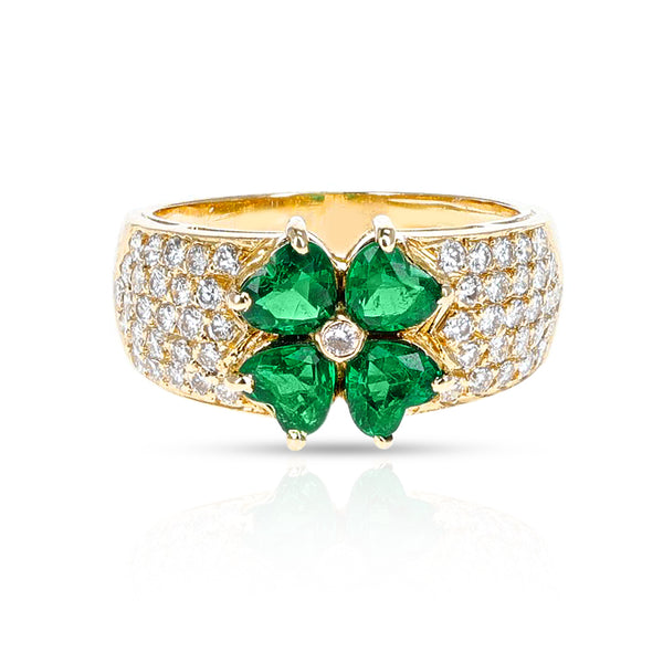 Van Cleef & Arpels Emerald Hearts with Round Diamonds Ring