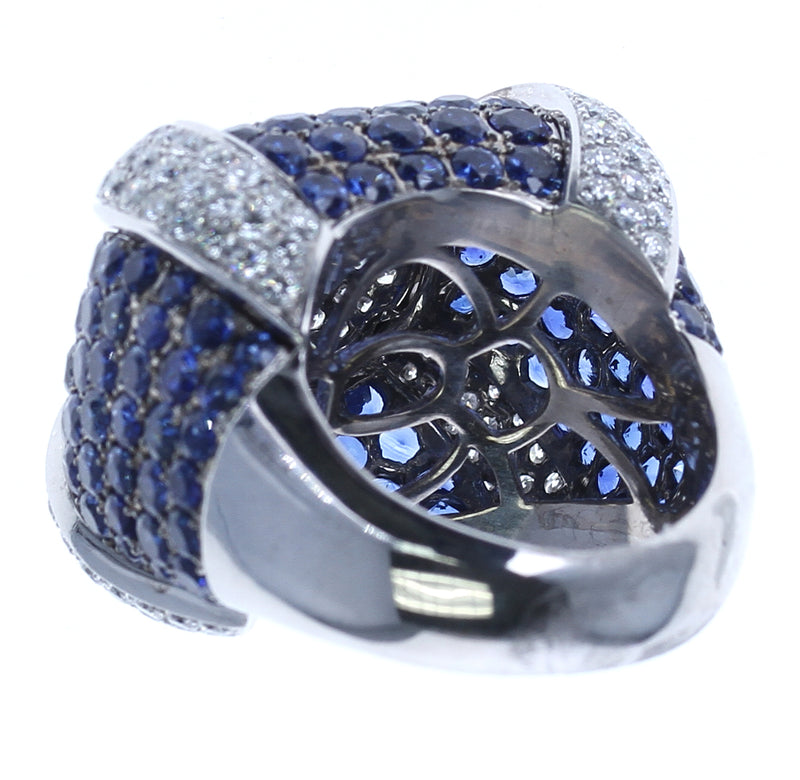 LEVIEV SAPPHIRE COCKTAIL RING WITH PAVE SAPPHIRES AND DIAMONDS, 18K GOLD