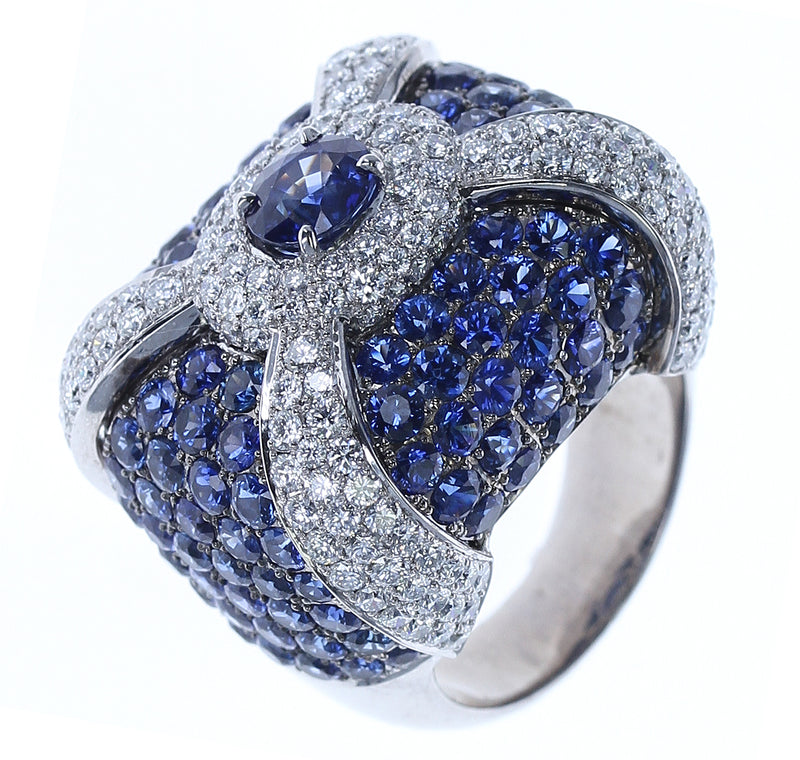 LEVIEV SAPPHIRE COCKTAIL RING WITH PAVE SAPPHIRES AND DIAMONDS, 18K GOLD