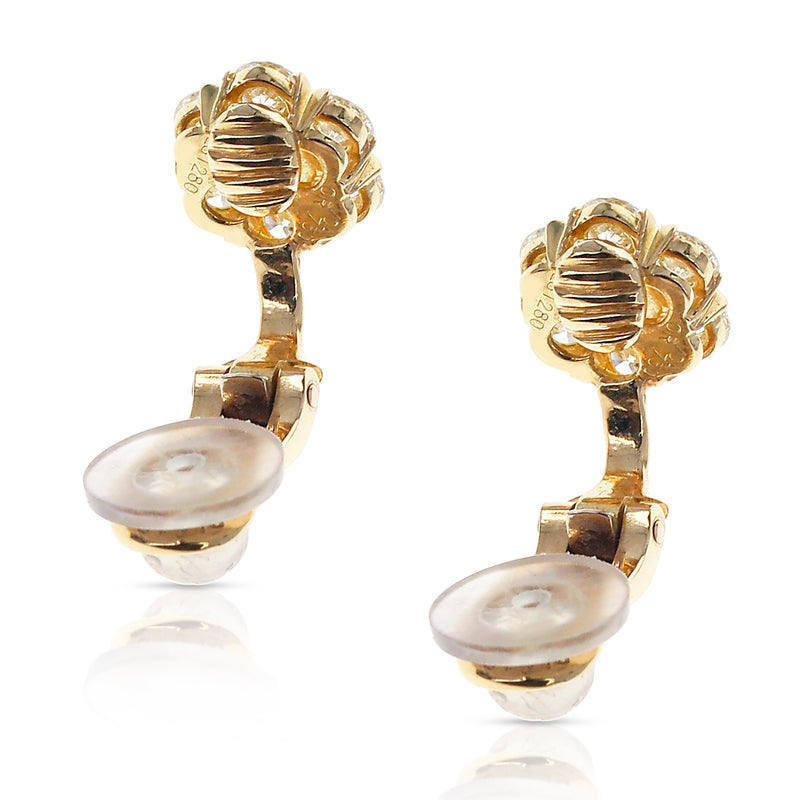 Van Cleef & Arpels 1.50 carats Round Diamond Fleurette Earrings, 18K Yellow Gold