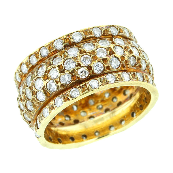 Round Shape White Diamond Ring in 18kt Yellow Gold